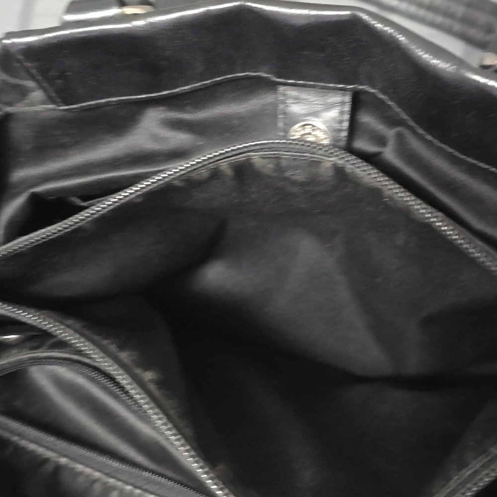 Ashley Coach Black Signature Shoulder Bag - Picture 8 of 10